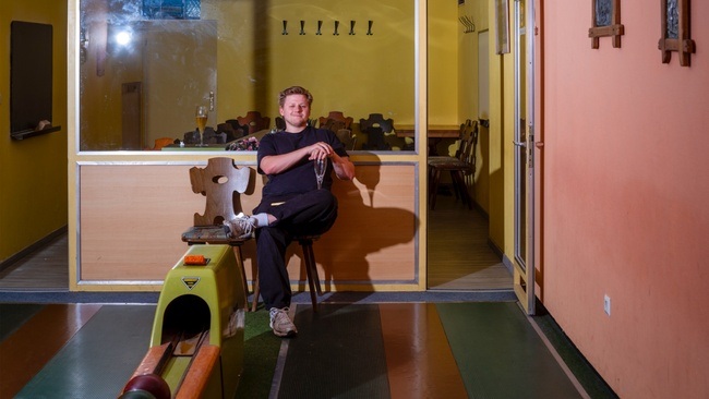 Sebastian "El Hotzo" Hotz - "Sidekick"