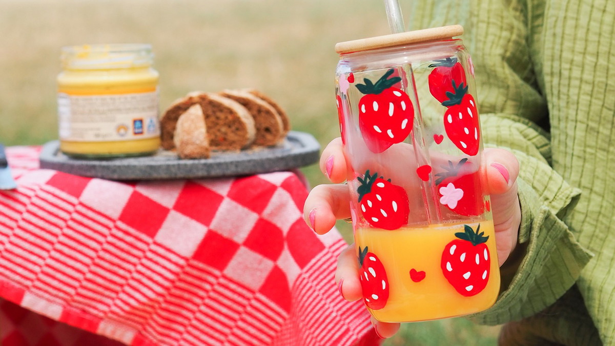 Titelbild der Veranstaltung Kreativ-Picknick - Gestalte dein persönliches Picknick-Glas in Münster