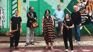 Bagage: Swing, Latin, Chanson