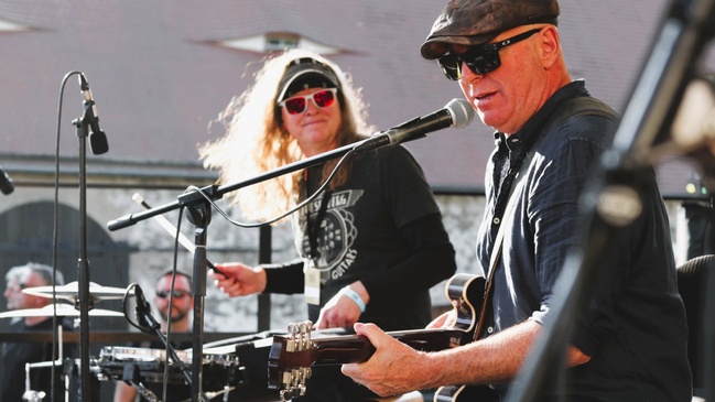 Dr. Slide & der Wolf