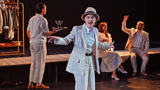 Mario und der Zauberer nach der Novelle von Thomas Mann | Bühnenfassung von Nicole Buhr und Mirjam Meuser