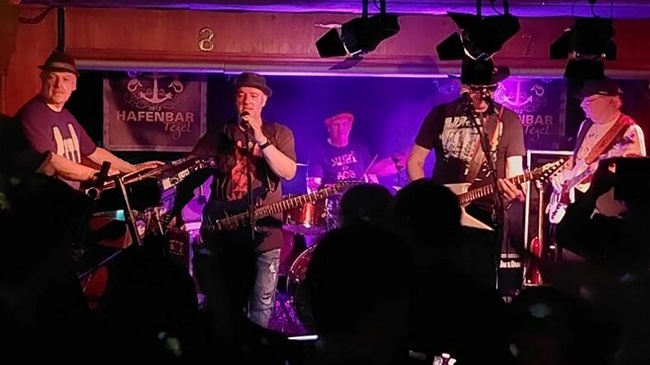 RIPTIDE - Rock und Popsongs der 70er/80er/90er