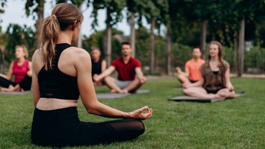 WineYoga RebArena