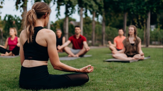 WineYoga RebArena