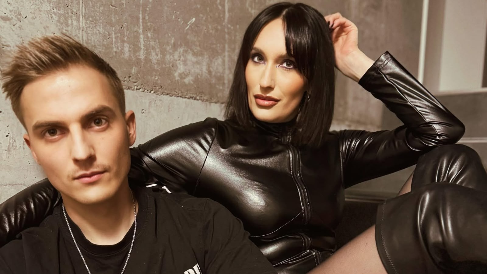 WIR RAVEN IM VIERECK - Harder, Faster, Louder Edition