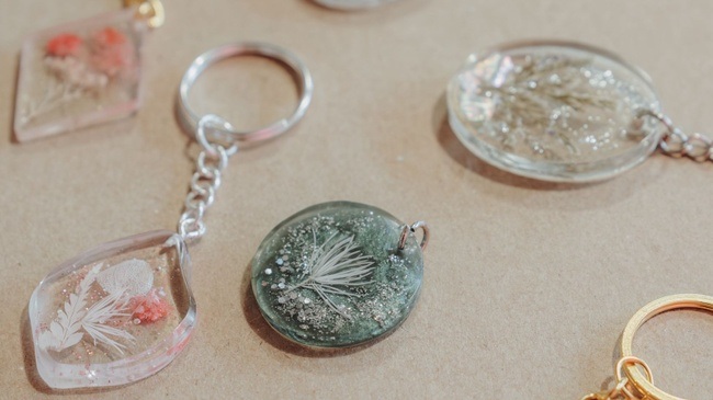 DIY Schmuck aus UV Resin in Leipzig