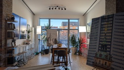 THE MALAMUTE - Bar & Gallery