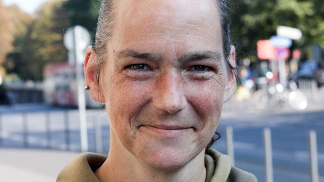 Stadttour mit wohnungsloser Person