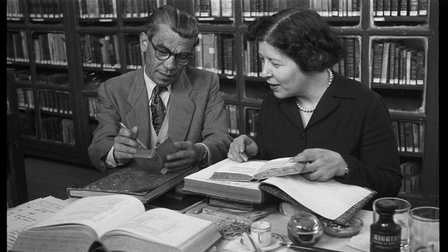 Kunstbände und Kataloge. Einblicke in Ellen Auerbachs Nachlassbibliothek