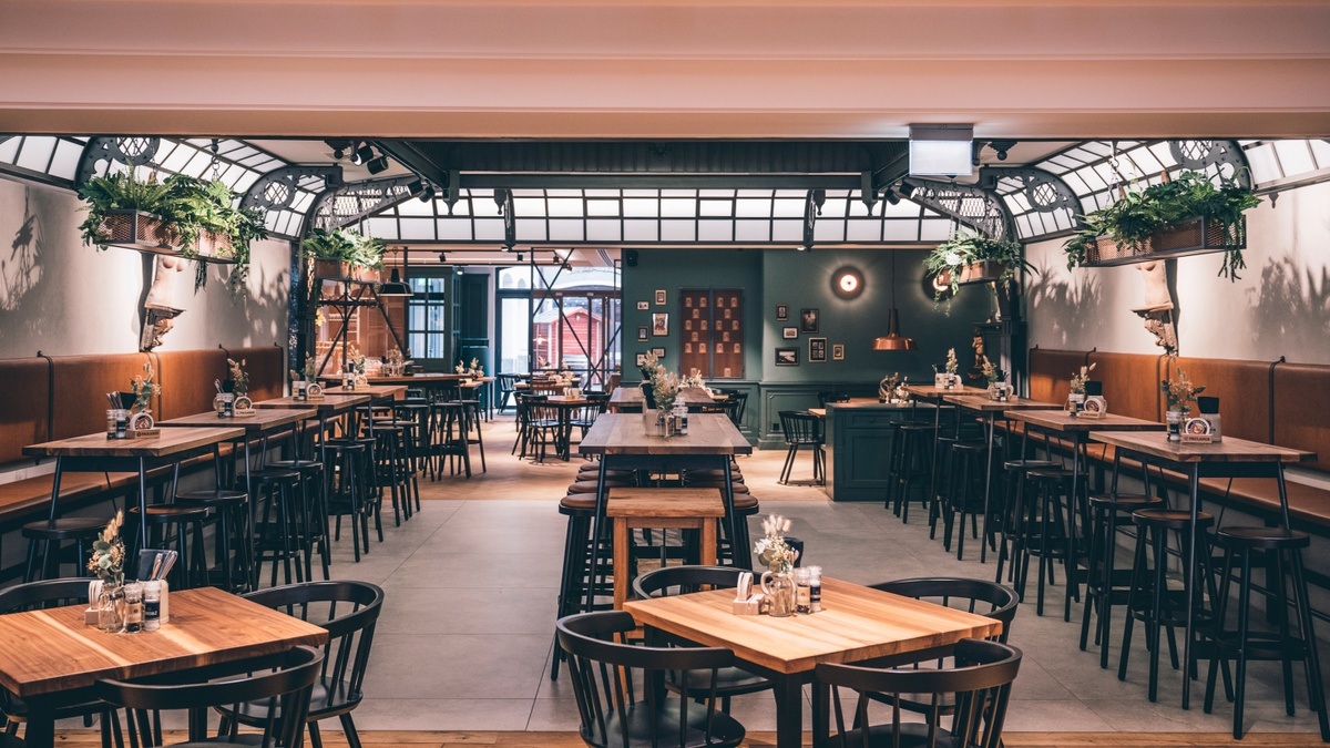 Herr´schafts´zeiten \u002D Das Paulaner im Tal