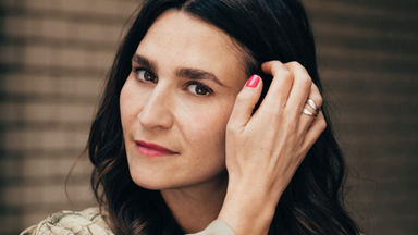 Yade Yasemin Önder liest aus ihrem Roman Anti Müller