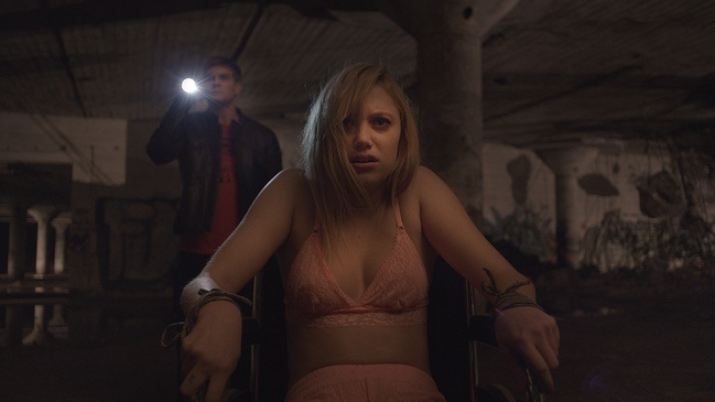 "Sunday Séance": IT FOLLOWS (OmU)