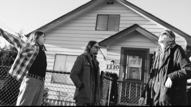 DAILY THOMPSON // Support: CONSTANCE TOMB