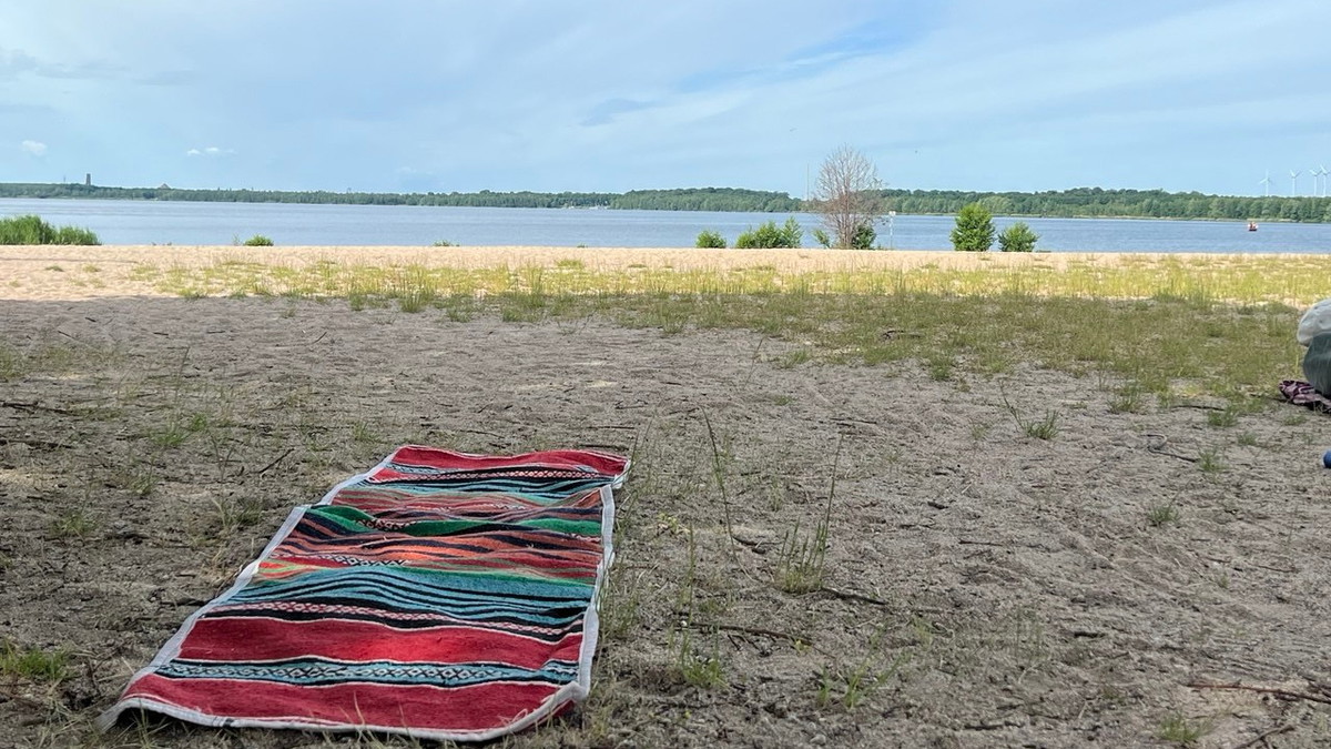 Yoga am Cospudener See