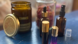 Duftgeschenke - Duftkerzen, Bodyoil, Badesalz & Lippenbalsam