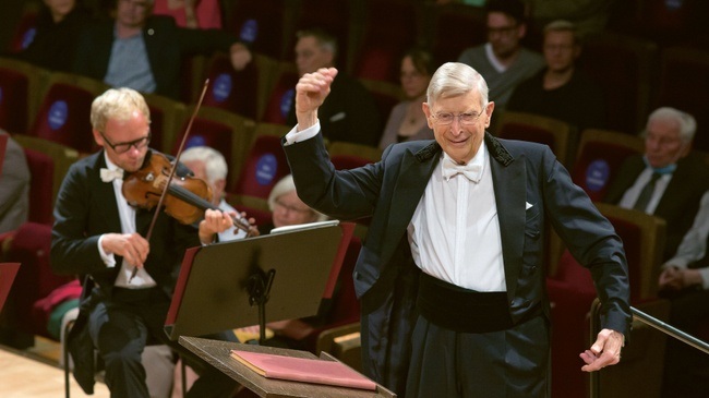 Großes Concert - Bloomstedt dirigiert Bruckner