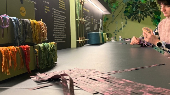 Sprich mit mir! Weben mit Papier