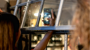 Blue Hour & Bubbles: Pallast der Republik