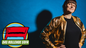 Das rollende Sofa mit Ella Carina Werner: „Der Hahn erläutert unentwegt der Henne, wie man Eier legt“ auf dem Baui Tweeltenmoor