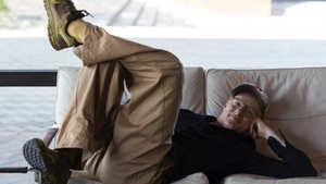 PeterLicht - Lesung & Lieder - "Wir werden alle ganz schön viel ausgehalten haben müssen"