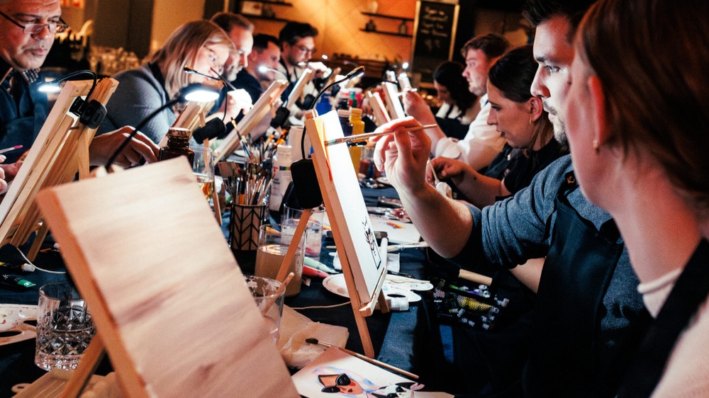 Tipsy & Artsy: Kunst- und Trinkabend