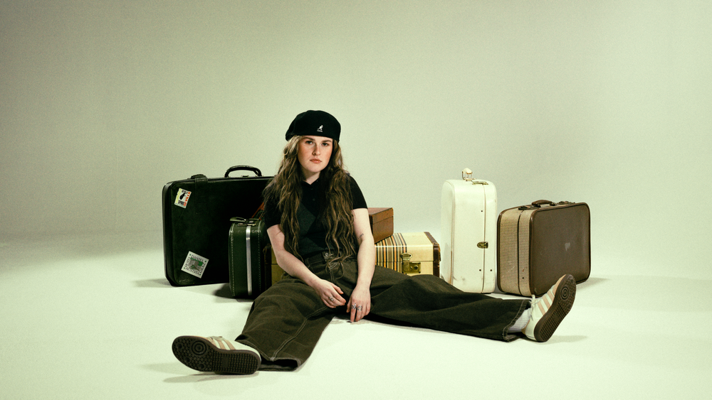 LUNA - OUT OF HOME Tour 2026