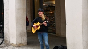 Live Musik mit Ronja
