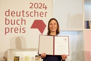 Lesung mit Martina Hefter - Gewinnerin des Deutschen Buchpreises 2024