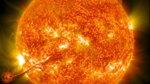 Sonne / Luft /Asche