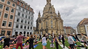Palais Sommer: Yoga mit Olaf Schuhmann