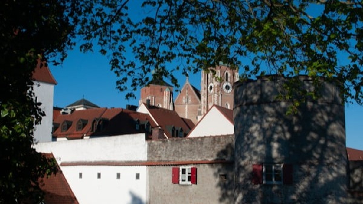 Treffpunkt Lücke zum Glück