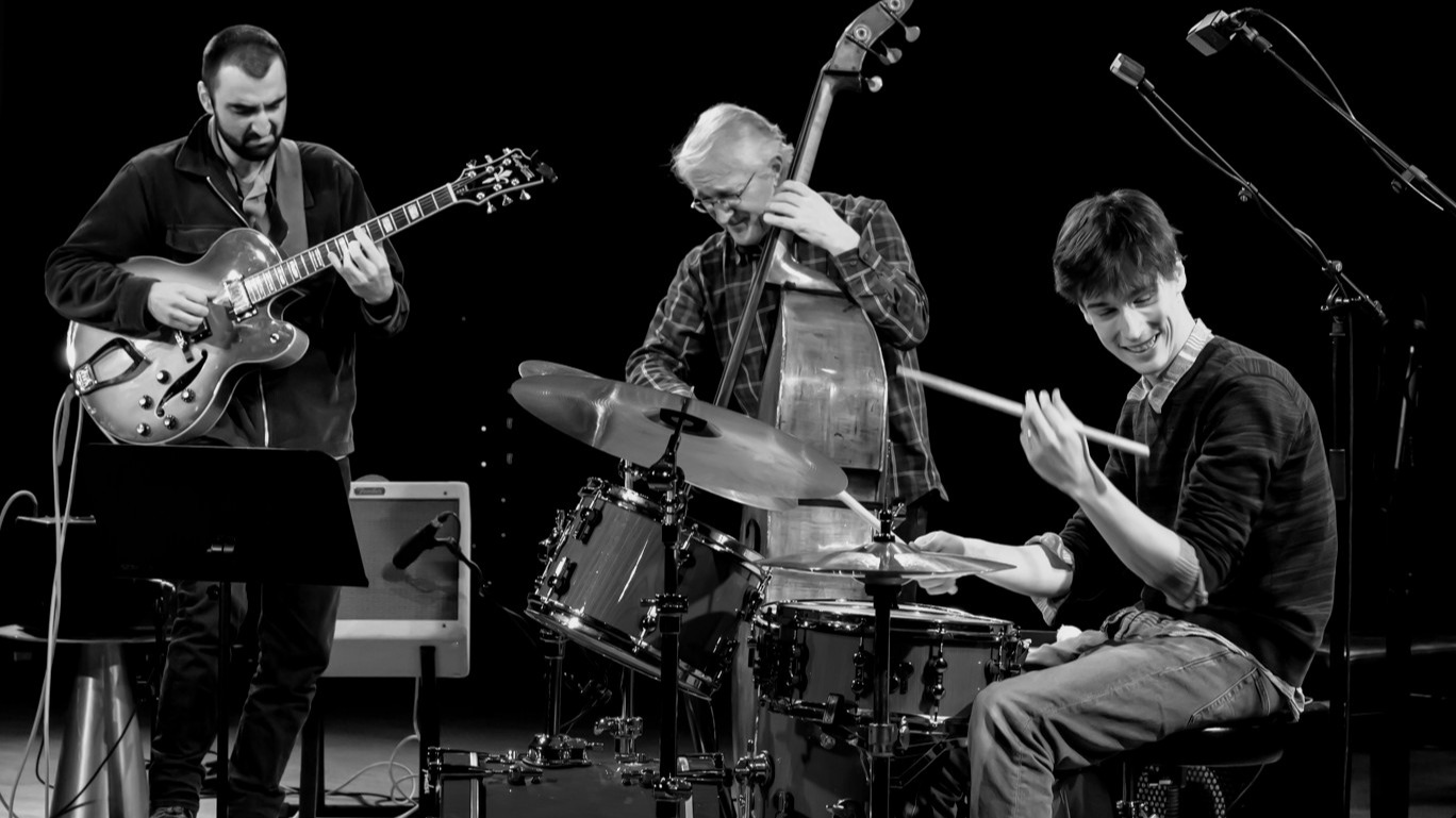 Jazzmeile: AIM Trio