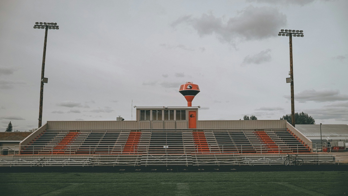 Stadion an der Lohmühle