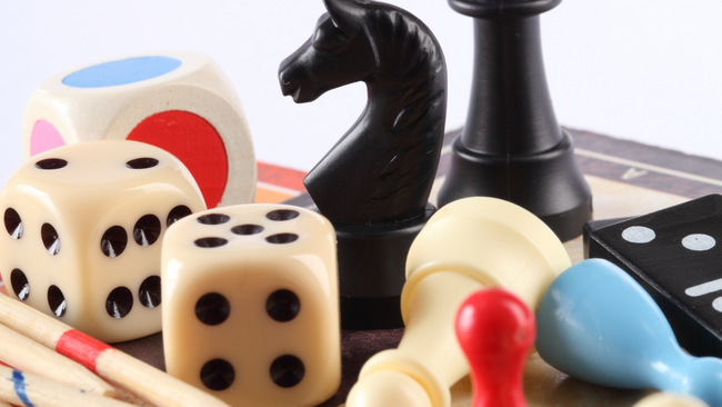 Französischer Spieleabend: Pratiquer en s'amusant