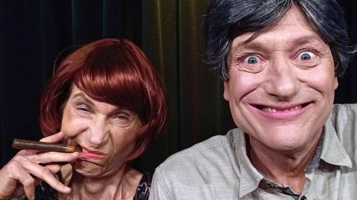 Der verliebte Papagei - Komödie