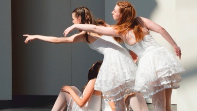 »Our house« Jahresvorstellung des Atelier de la danse