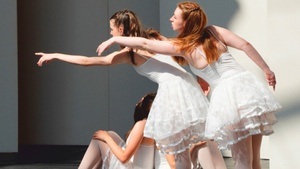 »Our house« Jahresvorstellung des Atelier de la danse