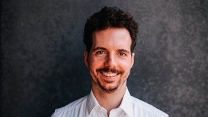 Sprechstunde mit Jan-Mathis Holstein: Fragen über Erbenermittlung und Familienbiografien