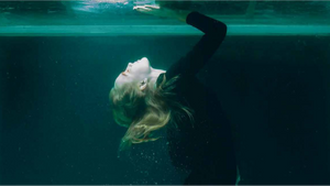 Kitzeleien - der Tanz der Wut | mit Gebärdensprachübersetzung