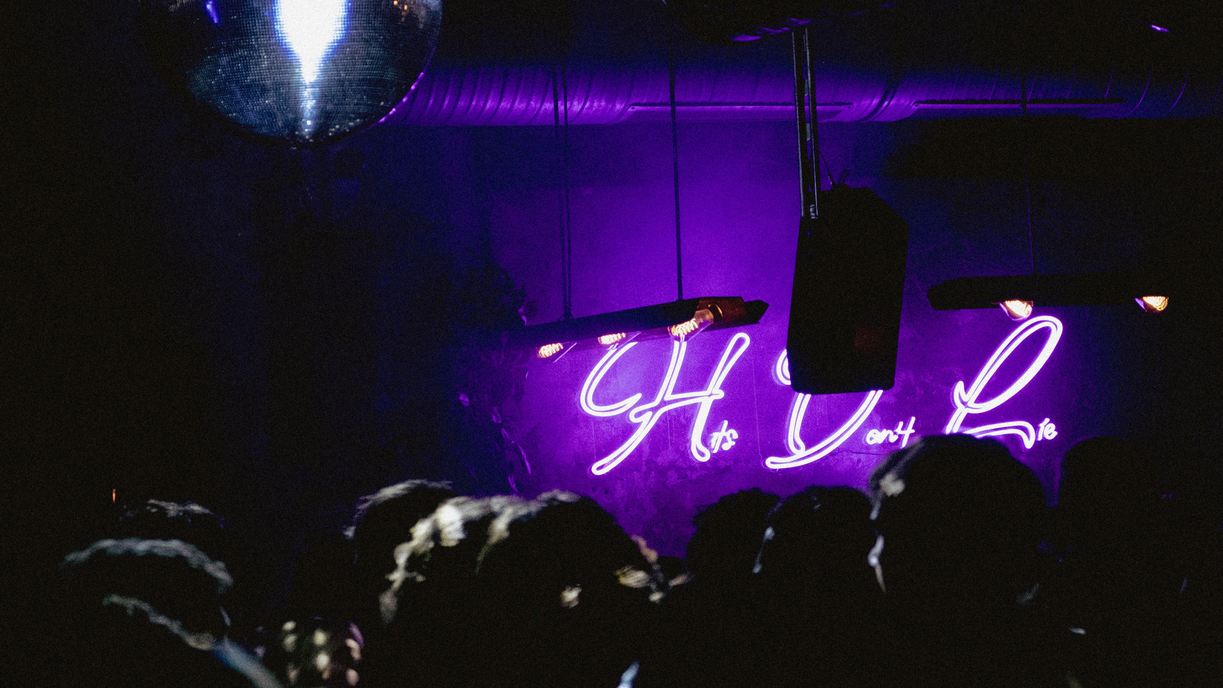 PARTY // Hits Don't lie!