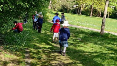 Kinder-Cleanup beim Sommerfestival im Olympiapark