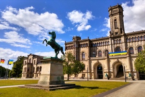 Der Welfengarten - Uni-Park und Königsdomizil