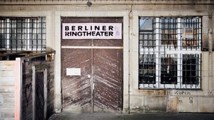 Spielstätten-Tour: Alles neu! Theater der Zukunft