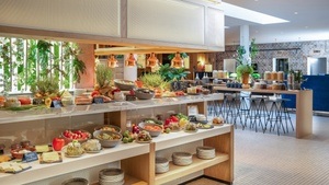 Oster Brunch Buffet mit Welcome Drink & Live Musik