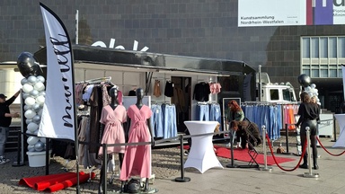 Modeboutique auf vier Rädern: mamell-Showtruck in Delmenhorst