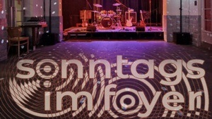 Sontags im Foyer: Town Portal (Kopenhagen) + Crushing Swans (Dresden)