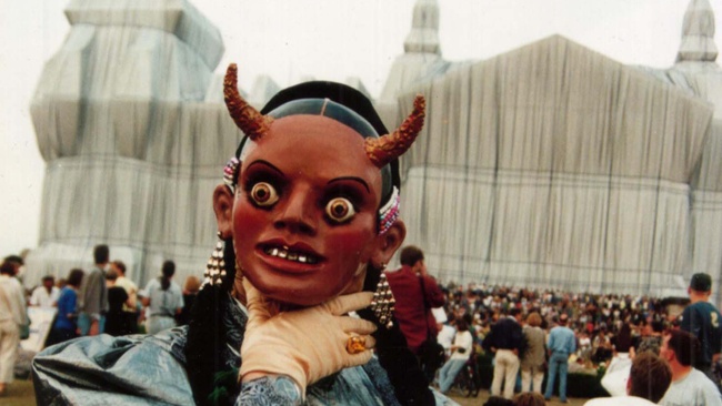 VOM SEHEN UND GESEHEN WERDEN 30 Jahre Karneval der Kulturen