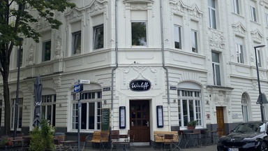 Töurcher en Kölle un drömeröm: "Kneipentour Ehrenfeld"