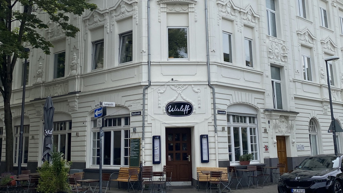 Töurcher en Kölle un drömeröm: "Kneipentour Ehrenfeld"