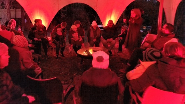 Advent unterm Ginkgobaum - Kulturweihnachtsmarkt